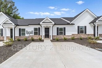 Building Photo - 2219 Archer Ln