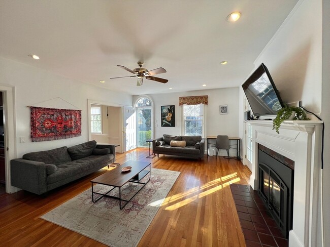 Building Photo - 54 Simonds Rd