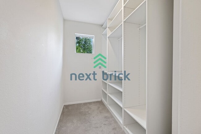 Building Photo - Charming 3-Bed with 2.5 Baths in Mountlake Terrace – Spacious 1561 Sq Ft Retreat!