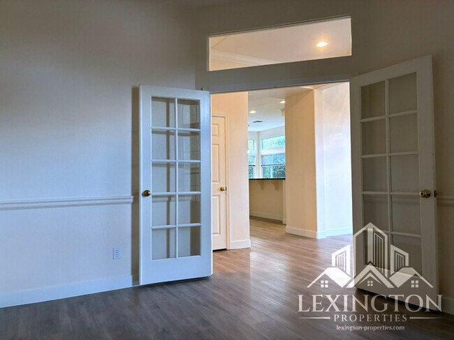 Building Photo - Beautifully Updated, 3BD+office/2BA, Single-Story Home in Rocklin – Off Stanford Ranch Rd., Near ...