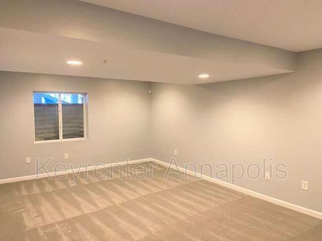 Building Photo - 7890 Ivy Terrace