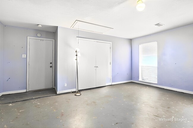 Building Photo - 2230 Howell Ave