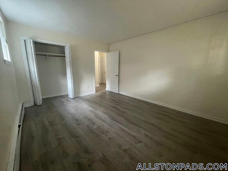 Building Photo - 88 Gardner St