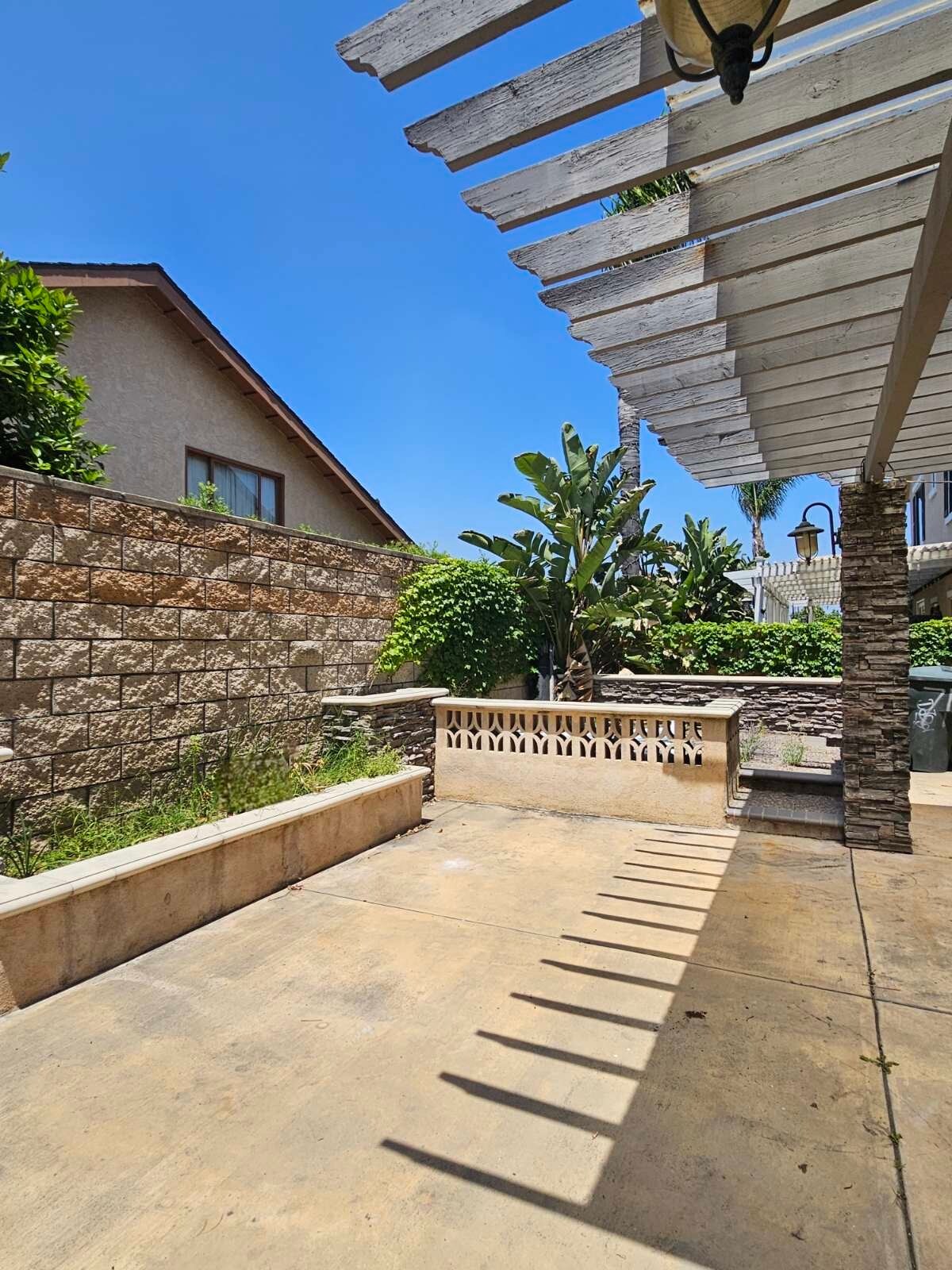 Building Photo - 11871 Mahogany Dr