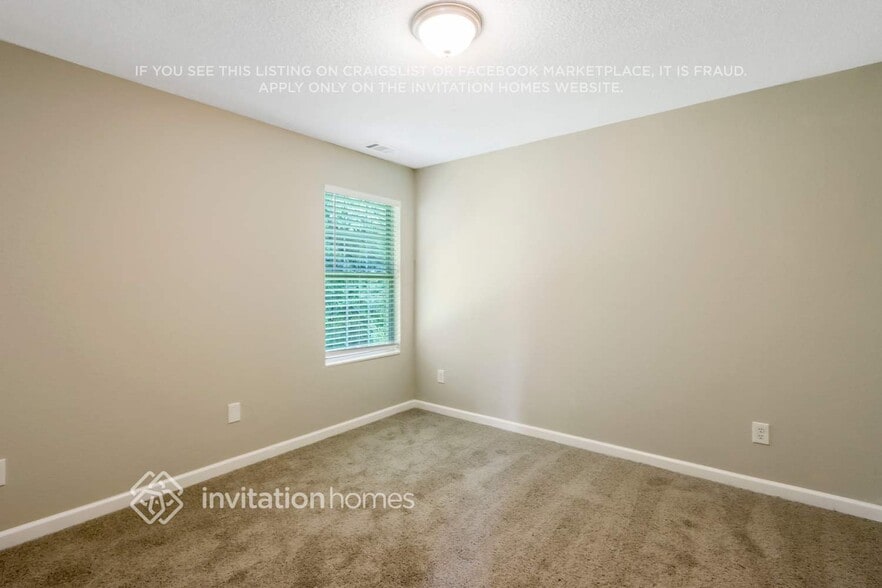 Building Photo - 6322 Klondike River Rd