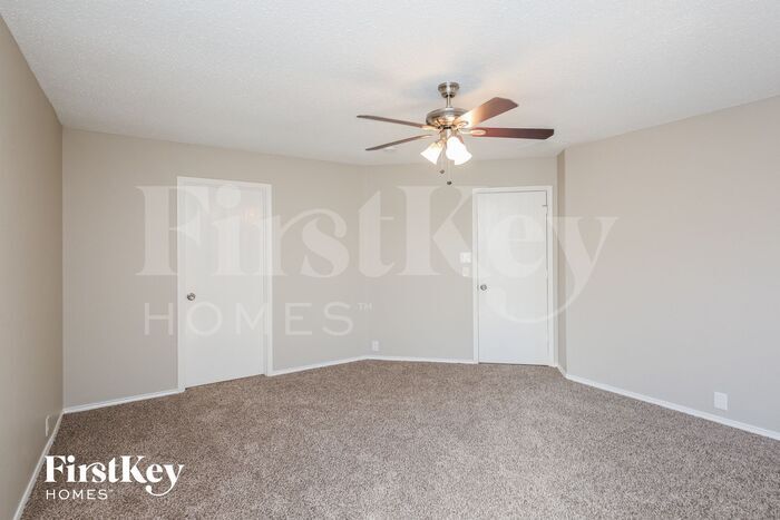 Building Photo - 1402 Caleo Dr