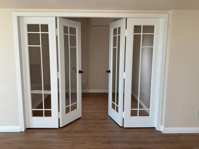 Building Photo - 500 W Harbor Dr