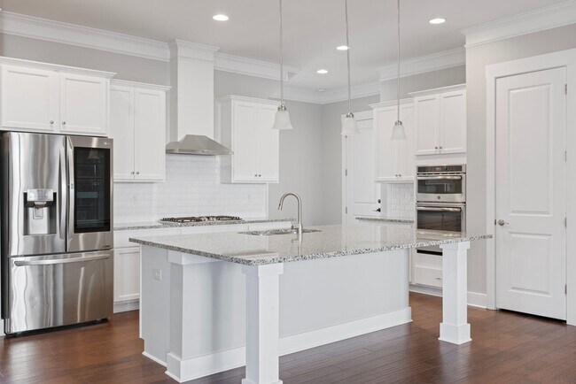Building Photo - 704 Kenway Loop