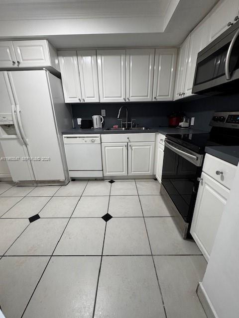 Building Photo - 100 Bayview Dr