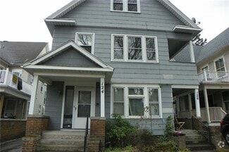 Building Photo - 126 Shepard St