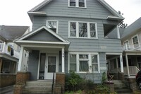 Building Photo - 126 Shepard St