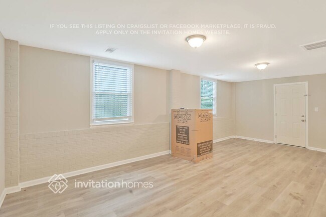 Building Photo - 590 Kenridge Cir