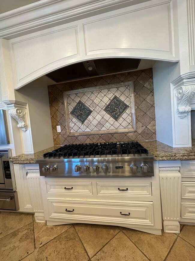 Building Photo - Stunning Waterfront Home in Spring Valley Lake!