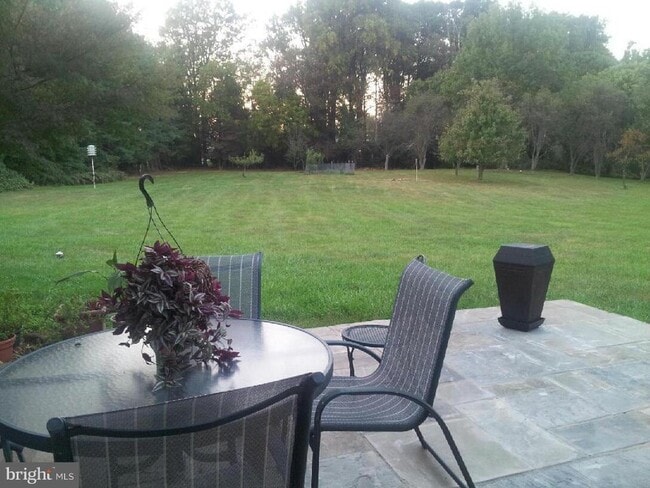 Building Photo - 1542 Crowell Rd