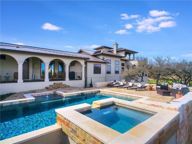 Building Photo - 3353 Tuscany Dr
