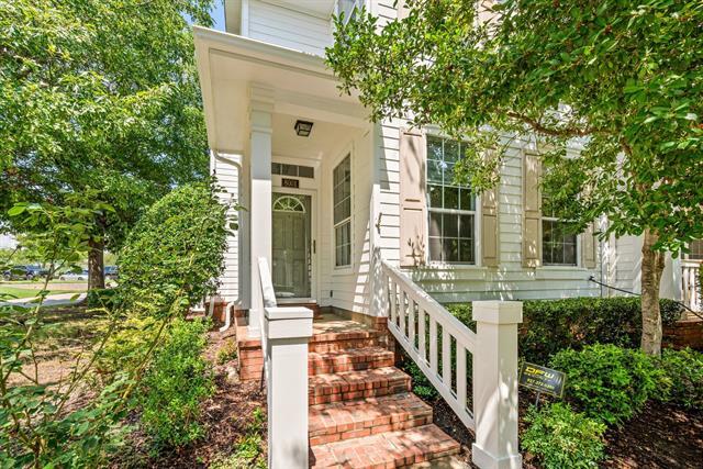 Building Photo - 8001 Caladium Dr