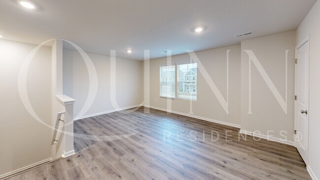 Building Photo - 223 Almaden St