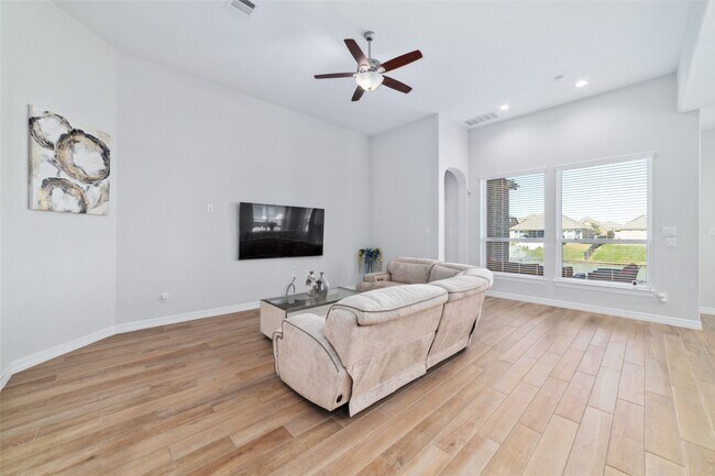 Building Photo - 24006 Tirso River Ct