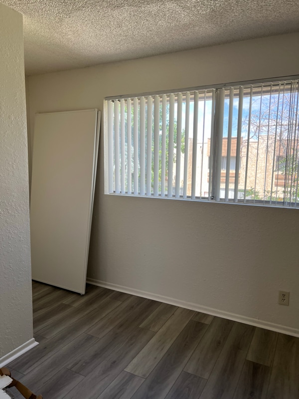 Building Photo - 43711 Challenger Way