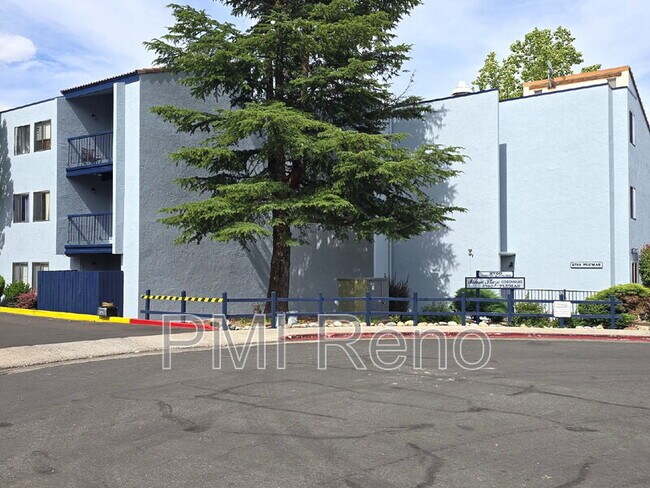 Building Photo - 2750 Plumas St