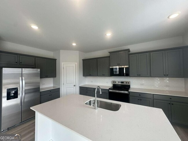 Building Photo - 2088 Brookhill Wy