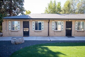 Building Photo - 1435 Otis St