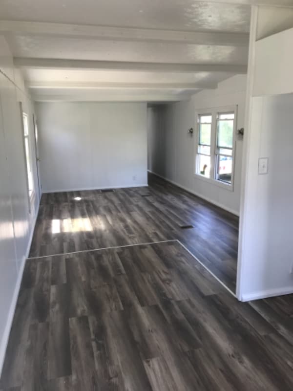 Building Photo - 104 Estate Dr