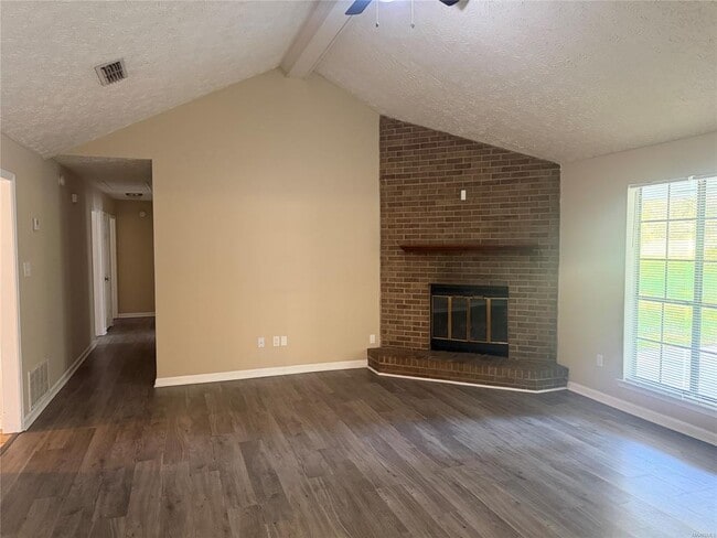 Building Photo - 1206 Kingston Green Dr