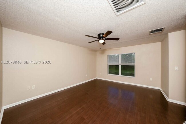 Building Photo - 7866 Jewelwood Dr