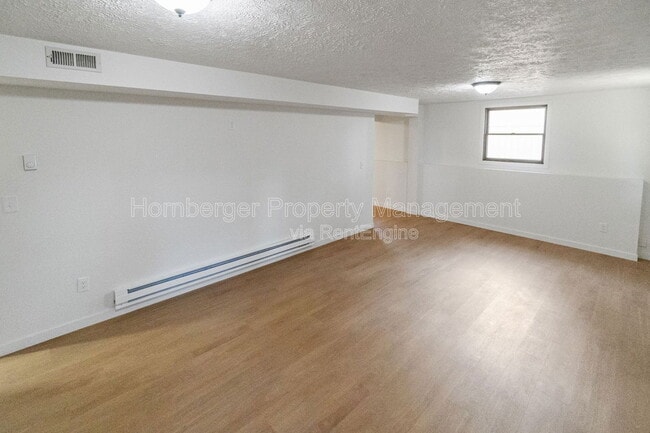 Building Photo - 8715 N Kelly Ct