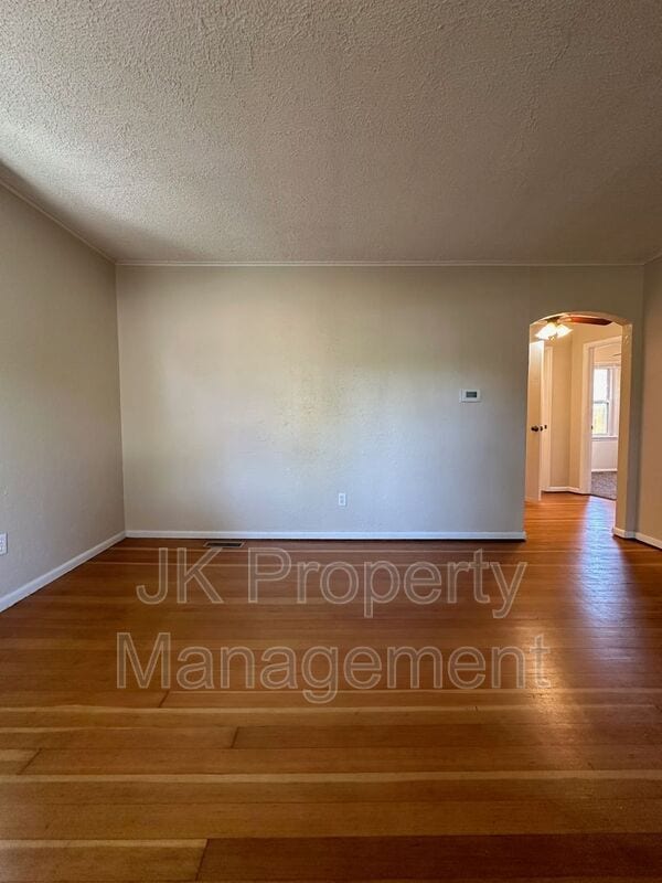 Building Photo - 3512 4th Ave N