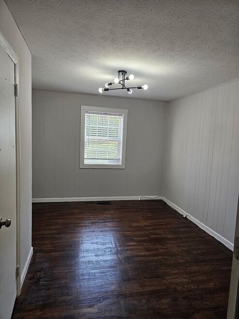 Building Photo - 155 Midway Dr