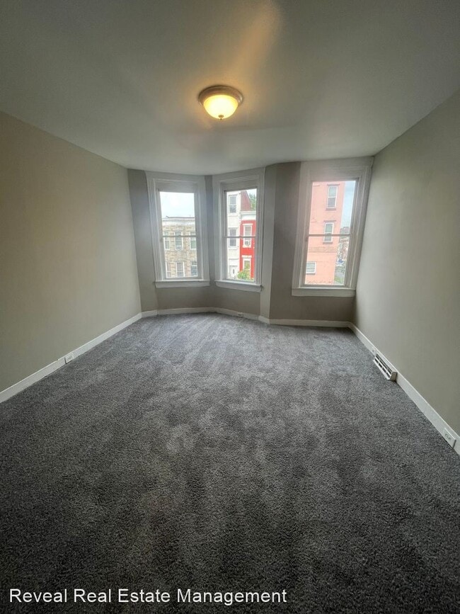 Building Photo - 3 br, 1 bath House - 2841 Parkwood Ave