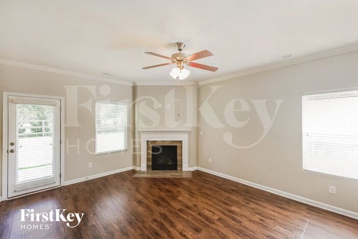 Building Photo - 22851 Sanders Way