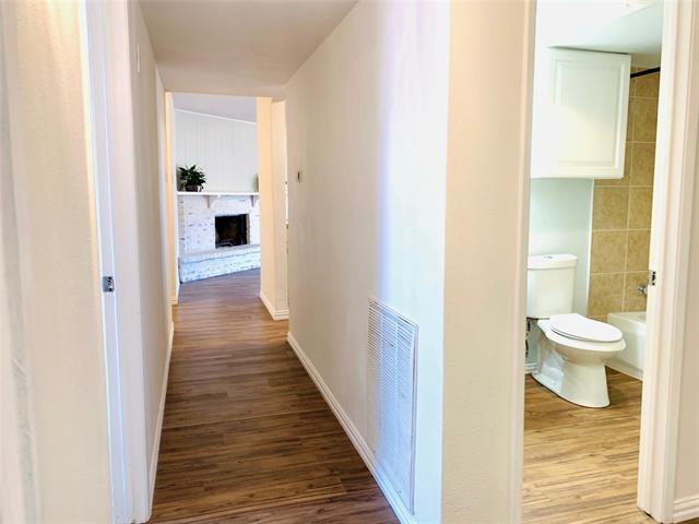 Building Photo - 7445 Sandhurst Ln S