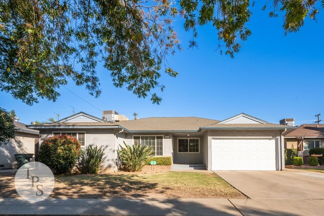 Building Photo - Beautifully Maintained Fresno Home, Near F...