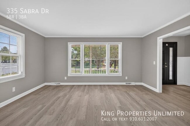 Building Photo - 335 Sabra Dr