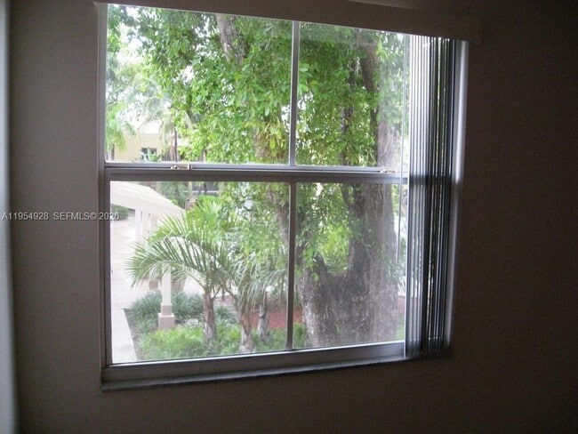 Building Photo - 4650 NW 97th Ct