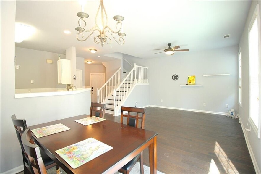 Building Photo - 1727 Tailmore Ln NW