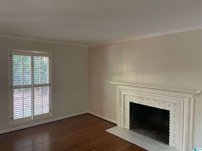 Building Photo - 3801 Rockbrook Cir