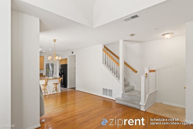 Building Photo - 2 br, 3 bath House - 937 Nobel Drive, Sant...