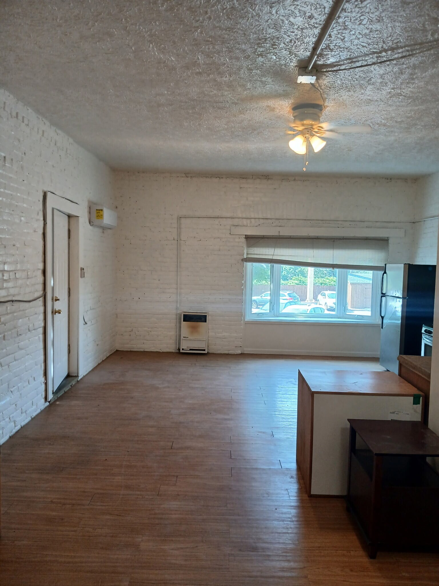 Bay window overlooks bocce court - 2210 Murray Hill Rd