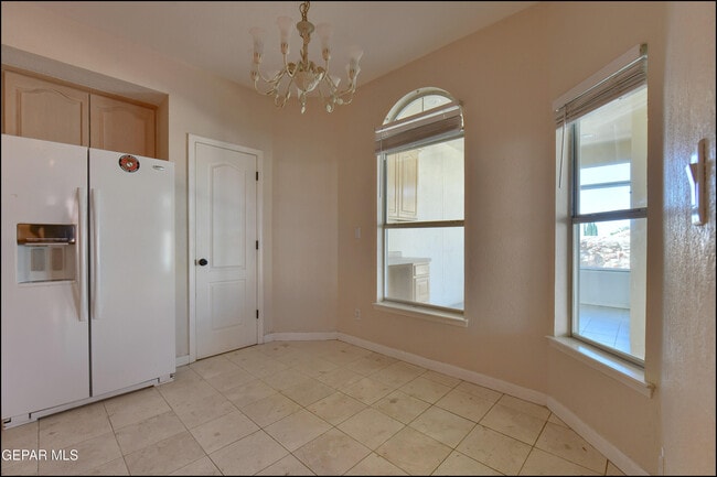 Building Photo - 6123 La Posta Dr