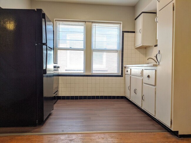 Building Photo - Tower Grove South - 1 Bedroom, 1 Bathroom