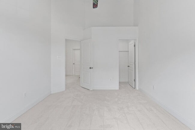 Building Photo - 8852 Purple Iris Ln