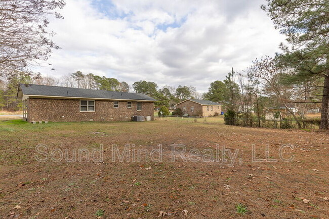 Building Photo - 509 Indian Trail