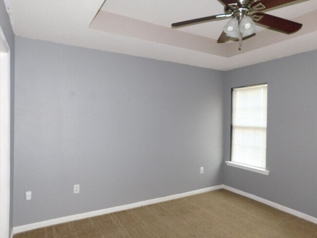 Building Photo - 3 Bedroom Home in the Branch Point Subdivision