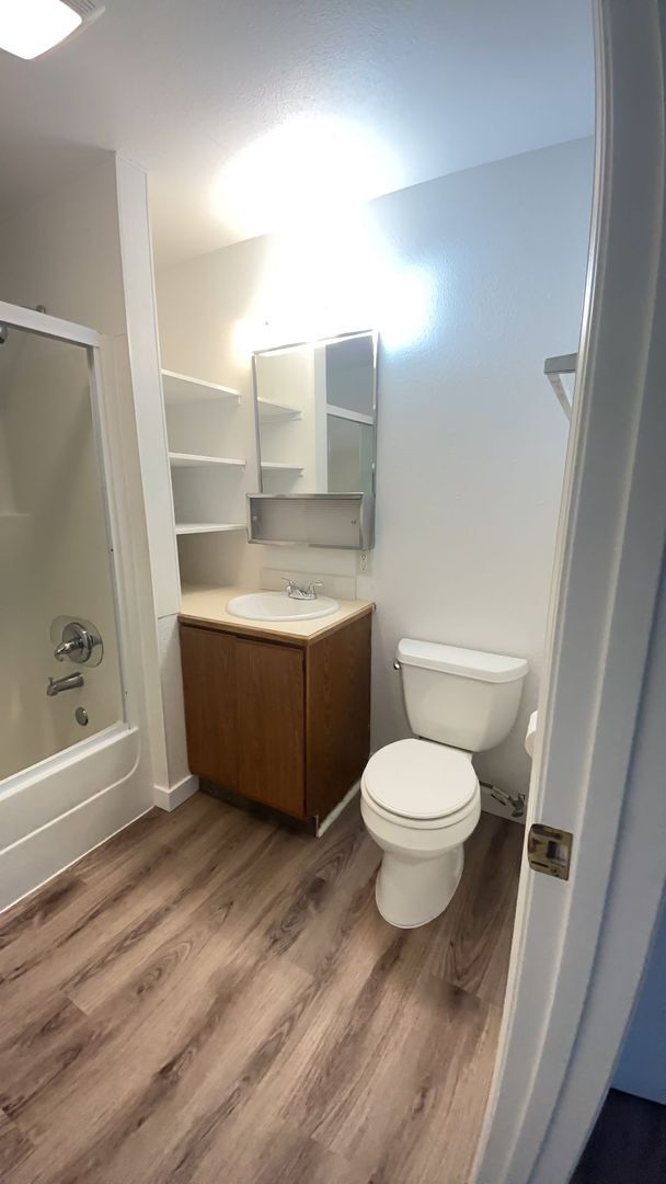 Building Photo - 2924/2926 Moore St