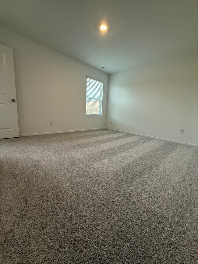 Building Photo - 18753 Loom dr