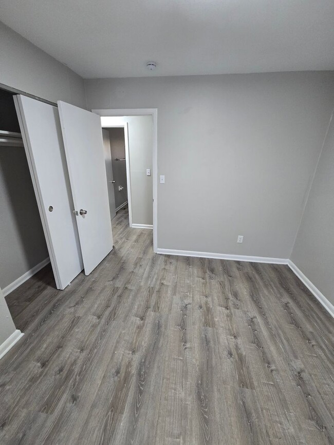 Building Photo - 2283 Dawnlight Ave
